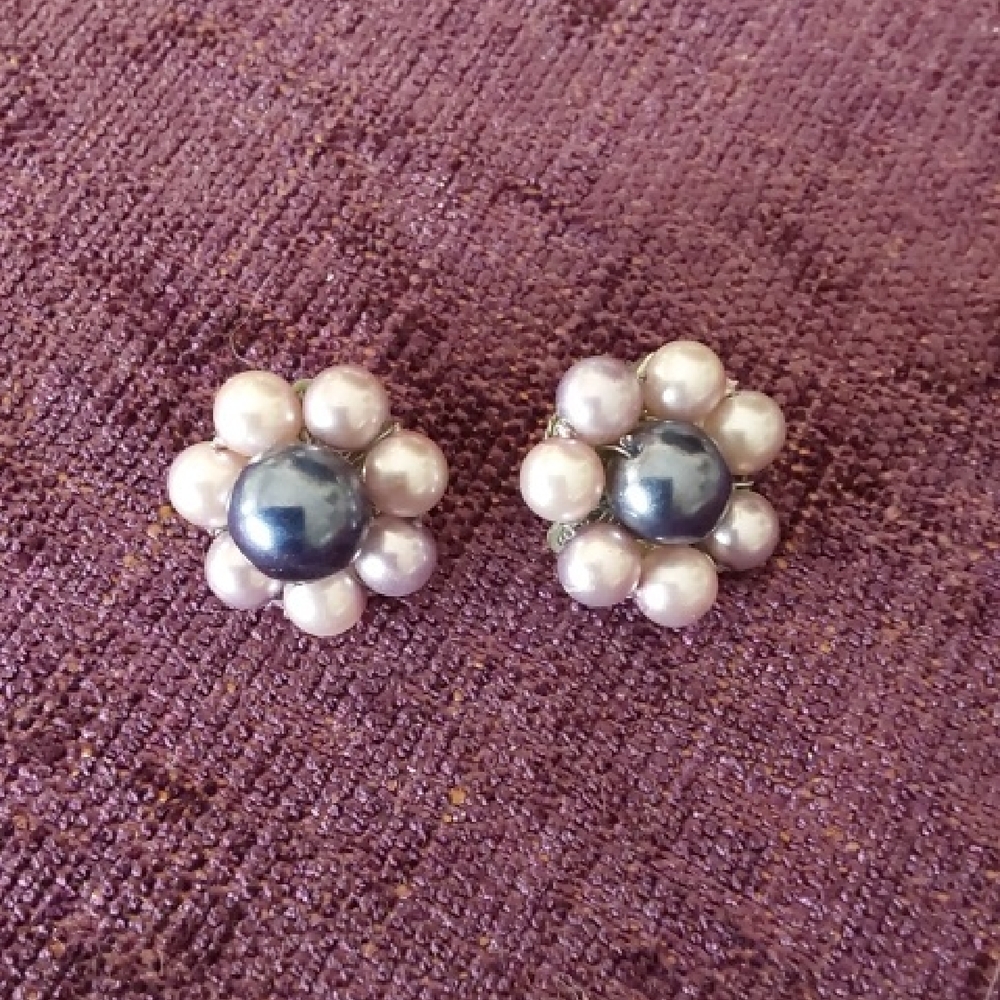 Elegant Purple and Lavender Pearl Earrings